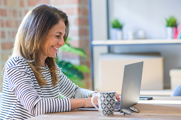 Woman creating diagram with MS Visio